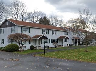 4 Keegan Ln #E, Greenfield, MA 01301
