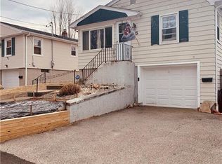 5 Merritt Ave, North Providence, RI 02911