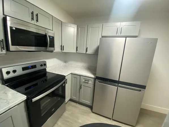 Riverside Apartments