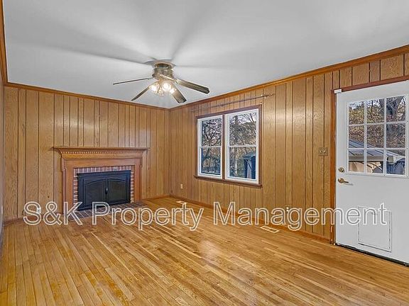 5th image of 350 Hughes Dr