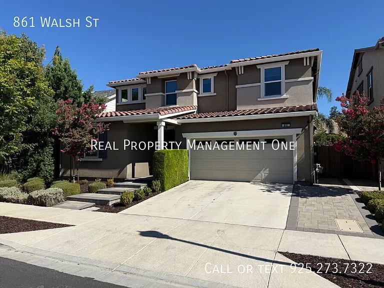 861 Walsh St — Photo 2