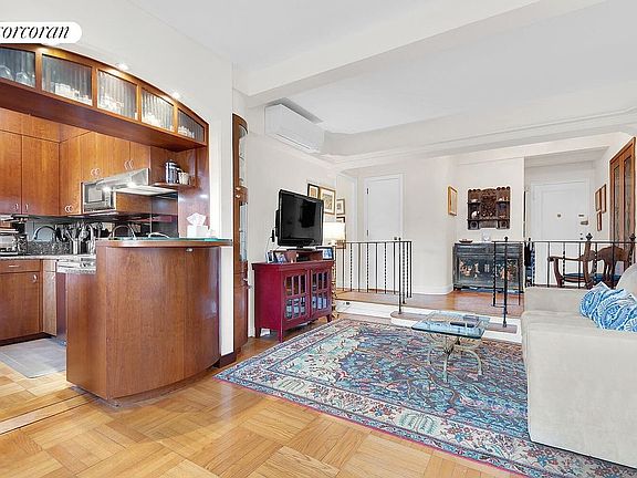 3rd image of 123 E 37th St #14C