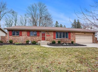 5312 Newcastle Dr SE, Kentwood, MI 49508