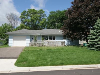 6007 Halifax Pl, Brooklyn Center, MN, 55429
