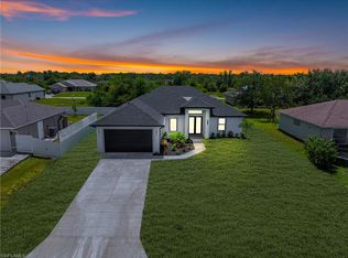 529 Kilgour AVE, LEHIGH ACRES, FL 33974