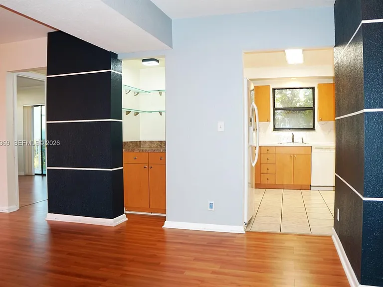1900 Diana Dr #3E — Photo 21