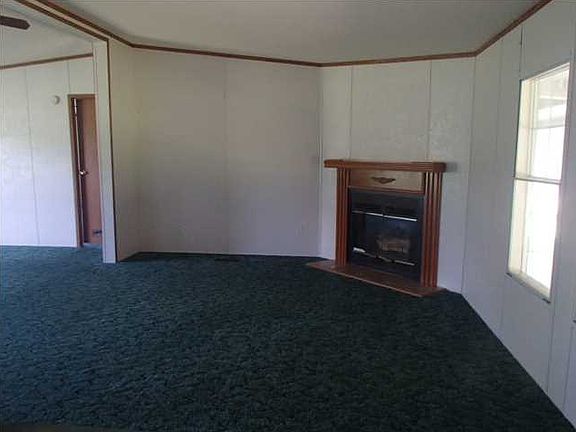 4th image of 1027 Ann Drive Dr