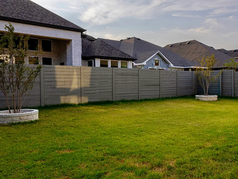 1725 Friendship Ln — Photo 30