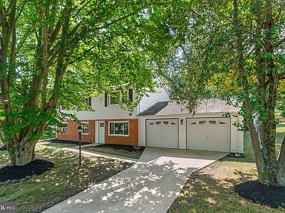 2nd image of 16103 Village Dr W