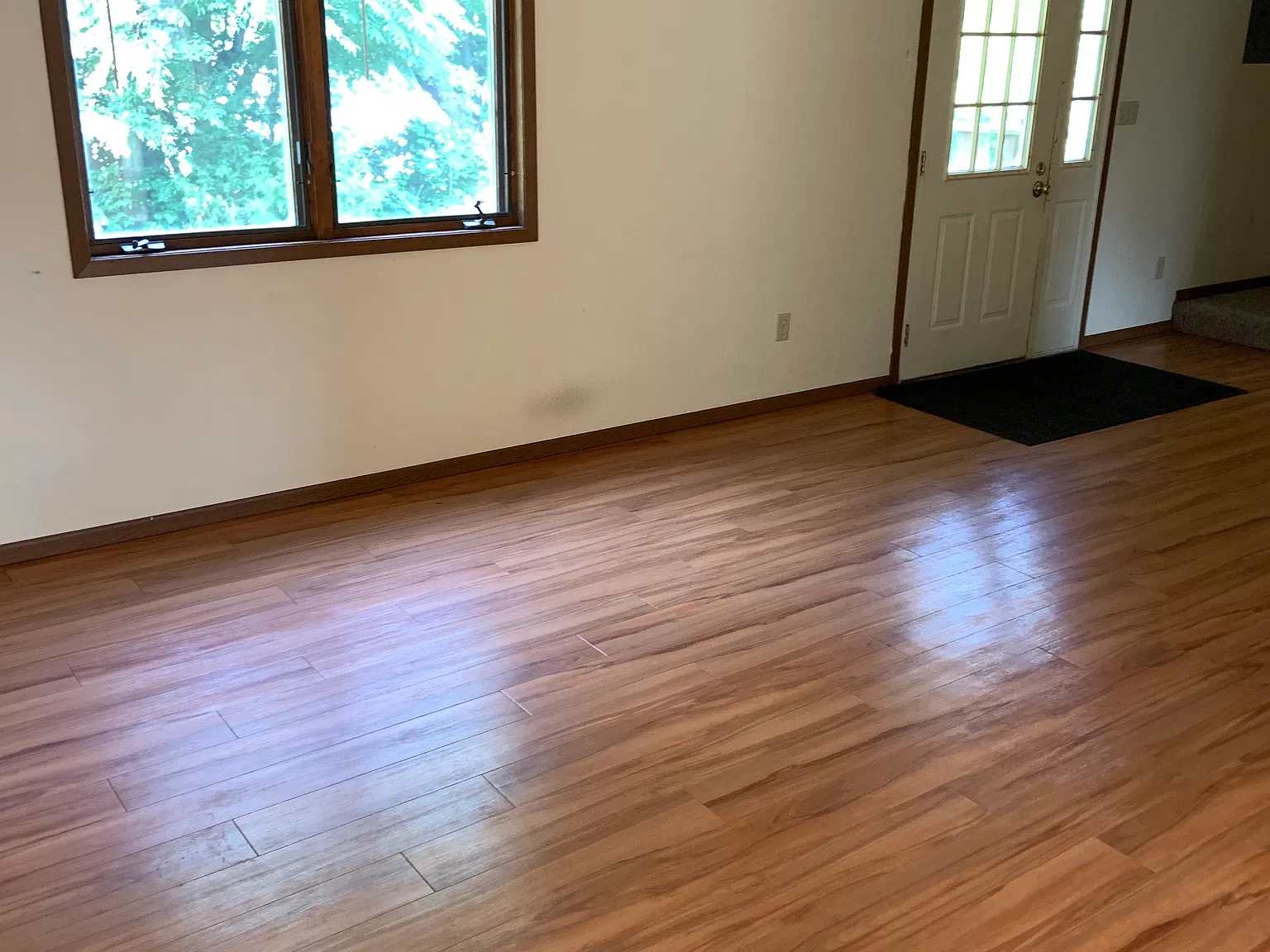 3 bed, 1288 sqft, $1,800 — Photo 3