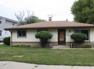 6460 N 52nd St, Milwaukee, WI 53223