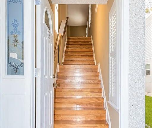 2nd image of 513 Atlantic Dr