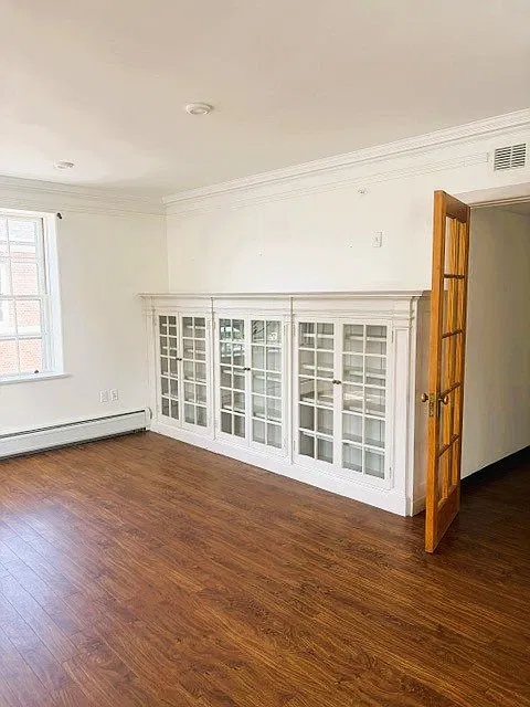2 bed, $1,242 — Photo 2