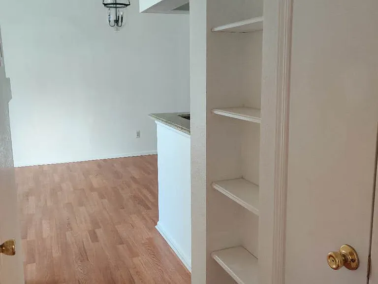 76 Wescott Rd — Photo 4
