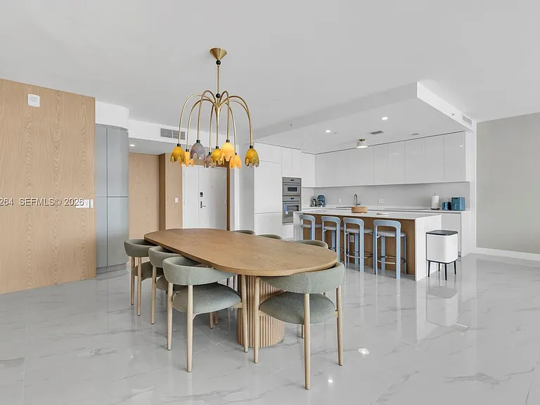 700 NE 24th St #5502 — Photo 10