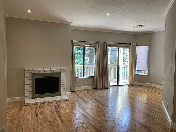 4th image of 1913 Magdalena Cir APT 110