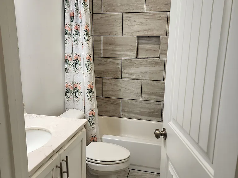 8362 Curtis Landing Ln — Photo 6