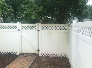 6412 Mallard View Ln, Charlotte, NC 28269