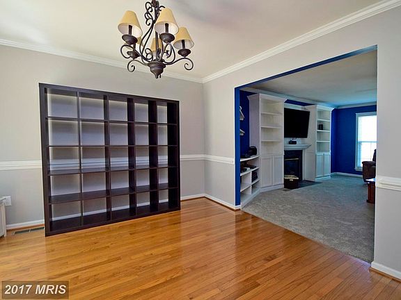Crown molding and chairrail in this elegant dining