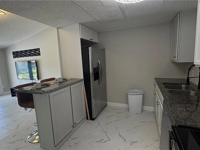 5222 Treetops Dr — Photo 8