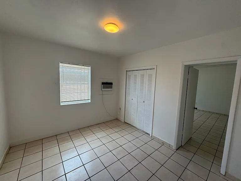 1236 NW 33rd Ave #1-842 — Photo 7