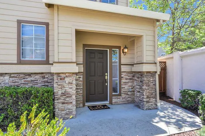 885 Windsor Hills Cir — Photo 3