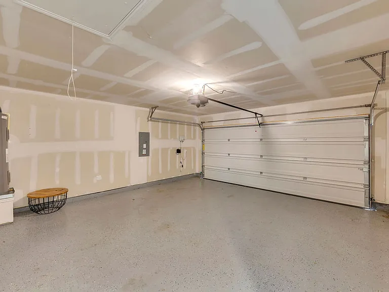 319 Ashbrook Way — Photo 26