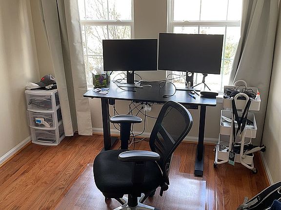 Third room (desk)