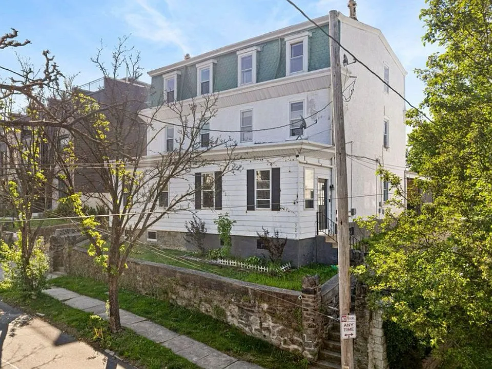 323 Fountain St #1