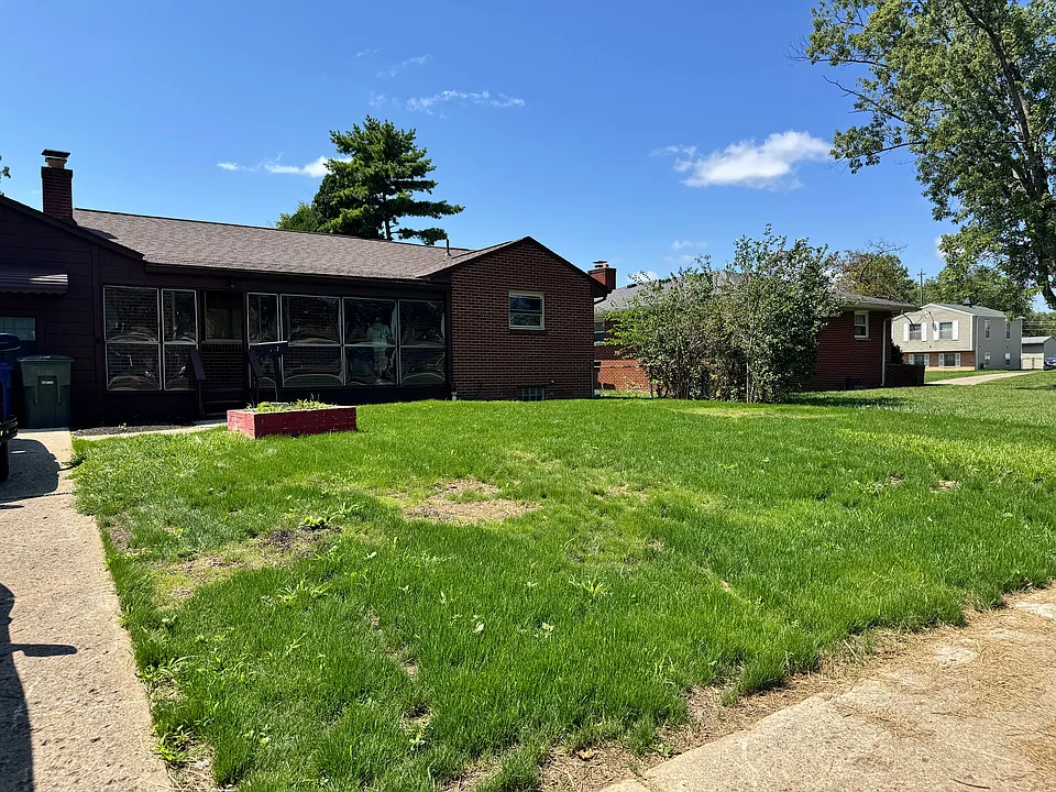 1287 Fowler Dr