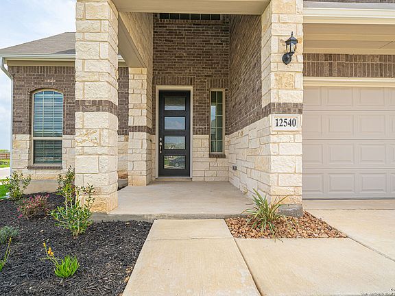 4th image of 12540 Gunsbach Way