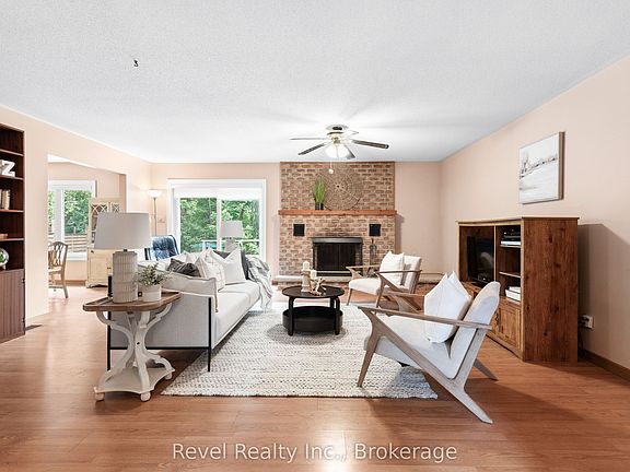 4th image of 58 Verna Dr