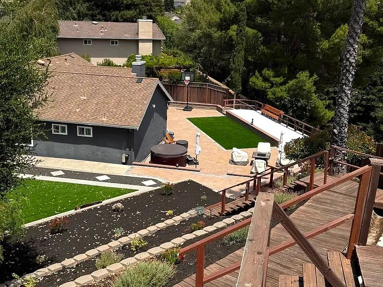 8667 Bloomington Ct — Photo 15