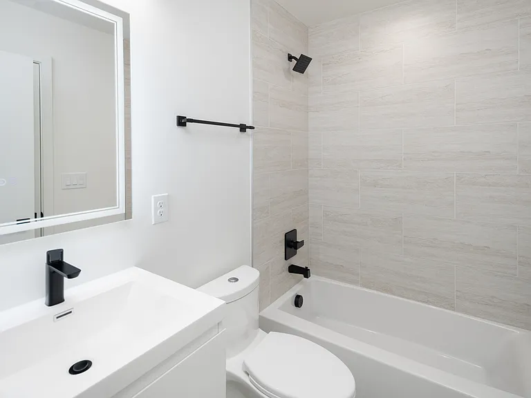 4811 Denton Dr #101 — Photo 8
