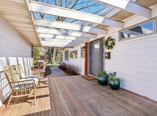 6004 Gateway Grn, Monona, WI 53716