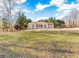 1010 Carson Dr, Huntingtown, MD 20639