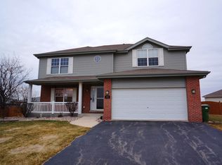 105 Charleston Dr, New Lenox, IL 60451