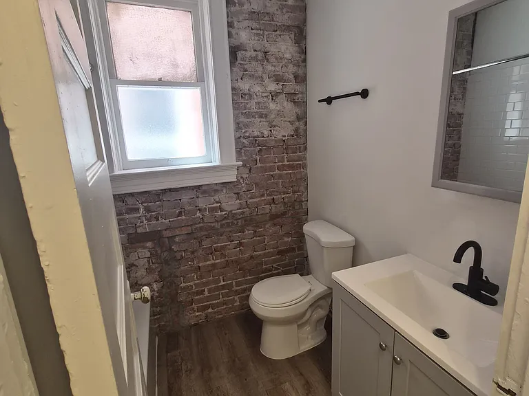 2709 Accomac St #A — Photo 10