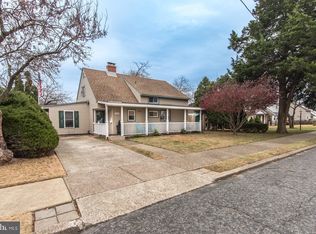 9327 Andover Rd, Philadelphia, PA 19114