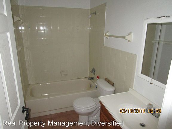 4th image of 1688 SW 109th Pl #7488737