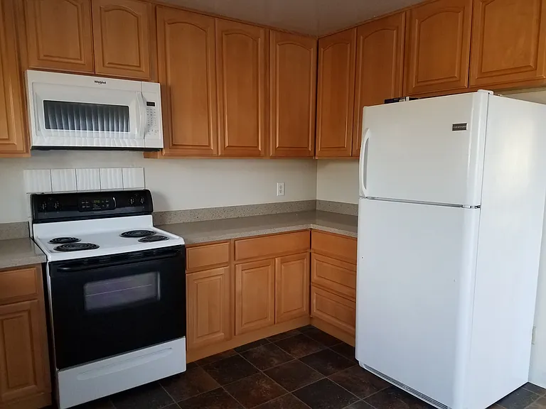 37144 Elm St #12 — Photo 2