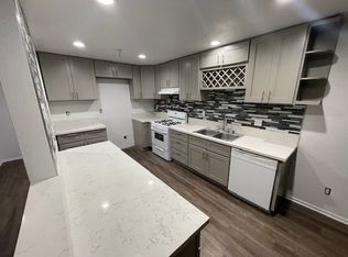 242 W Santa Cruz St APT 104, San Pedro, CA 90731