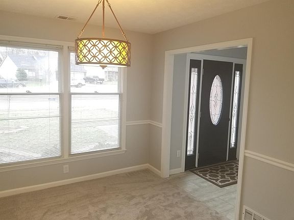 3rd image of 311 Magnolia Cir