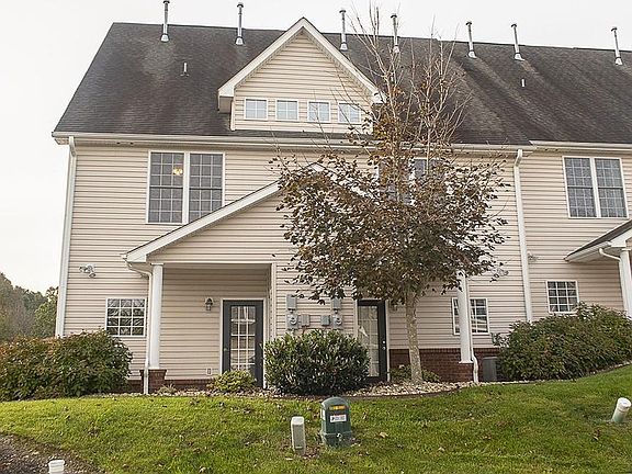 2nd image of 251 Sheliah Ct
