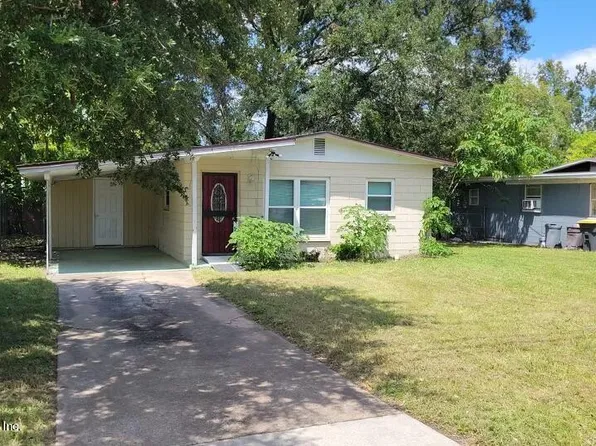 4426 BESSIE Circle W, Jacksonville, FL 32209