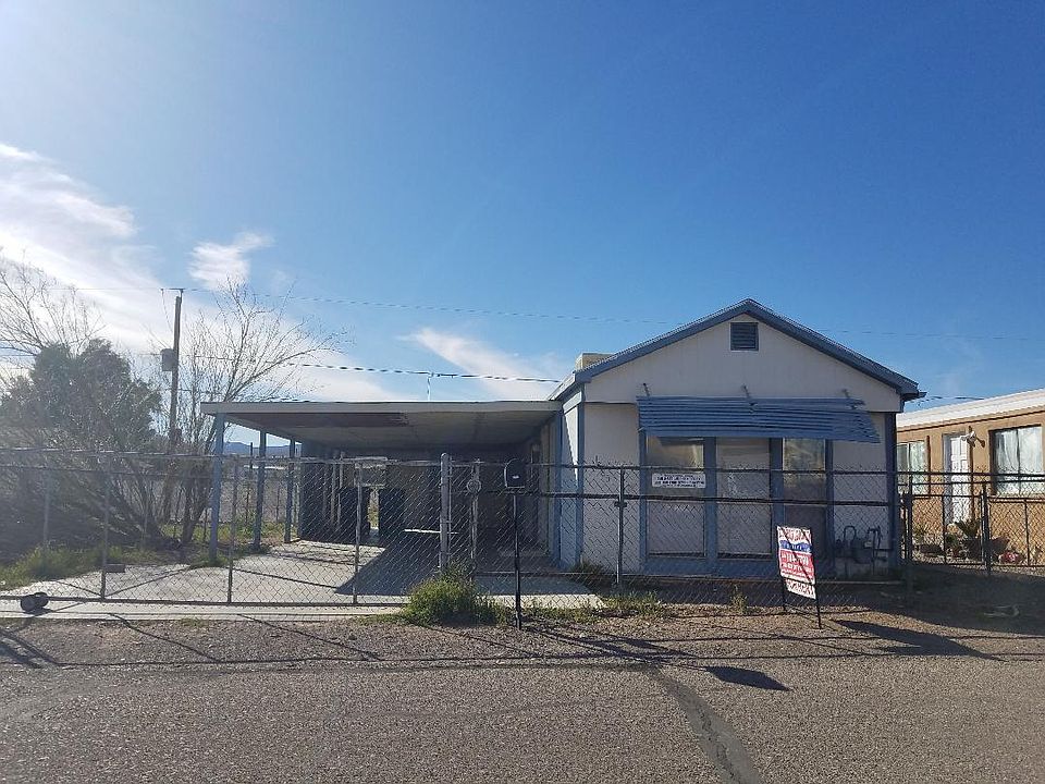 1st image of 1885 El Monte Dr