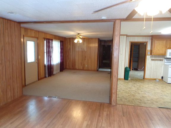 3rd image of 170 Mountain View Rd
