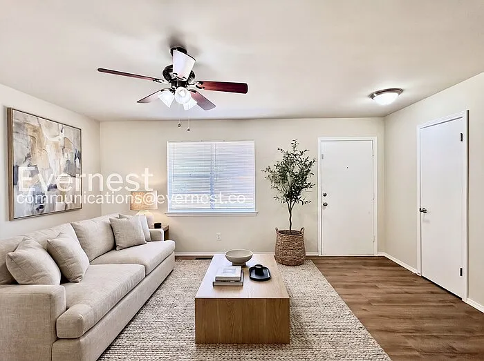 3 bed, 2.0 bath, 1016 sqft, $1,495 — Photo 2