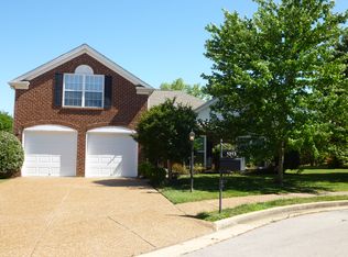 1213 Harpeth Lake Ct, Nashville, TN 37221