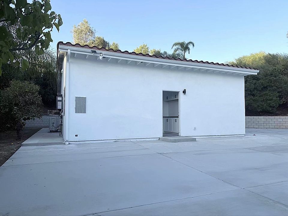 1st image of 730 Amador Cir #B